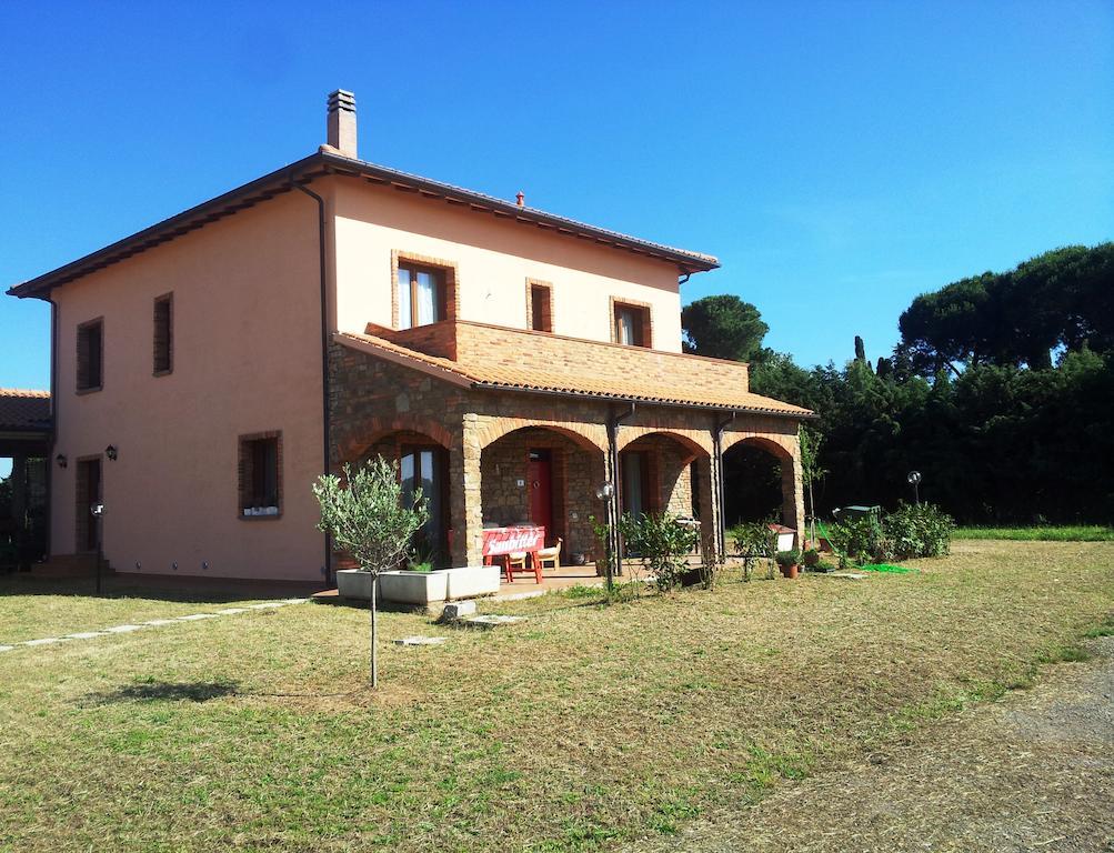 Agriturismo La Nocciolina Venturina Terme Buitenkant foto